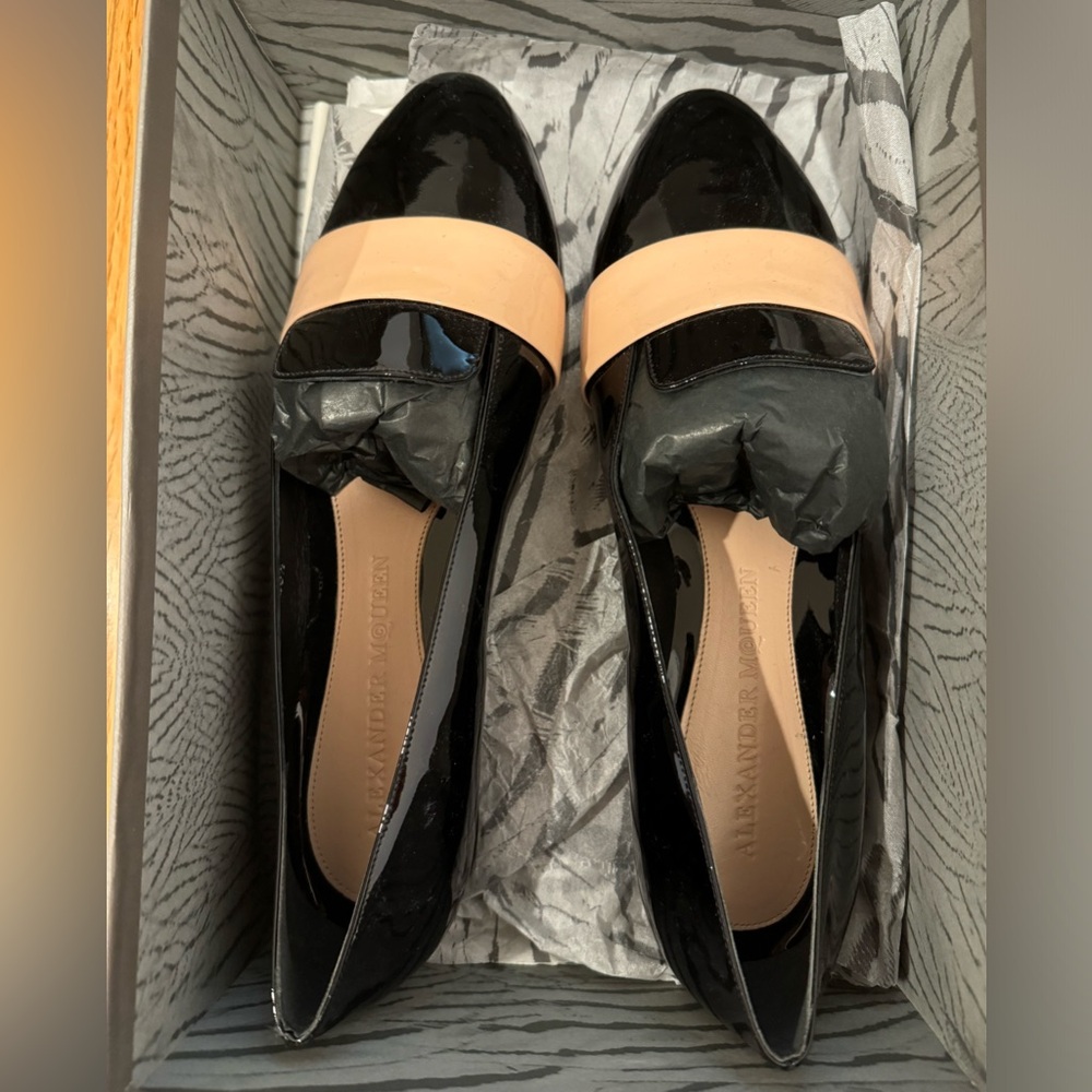 Alexander McQueen patent leather ballet flats. Scarpa pelle S. Cuoio size 40.5